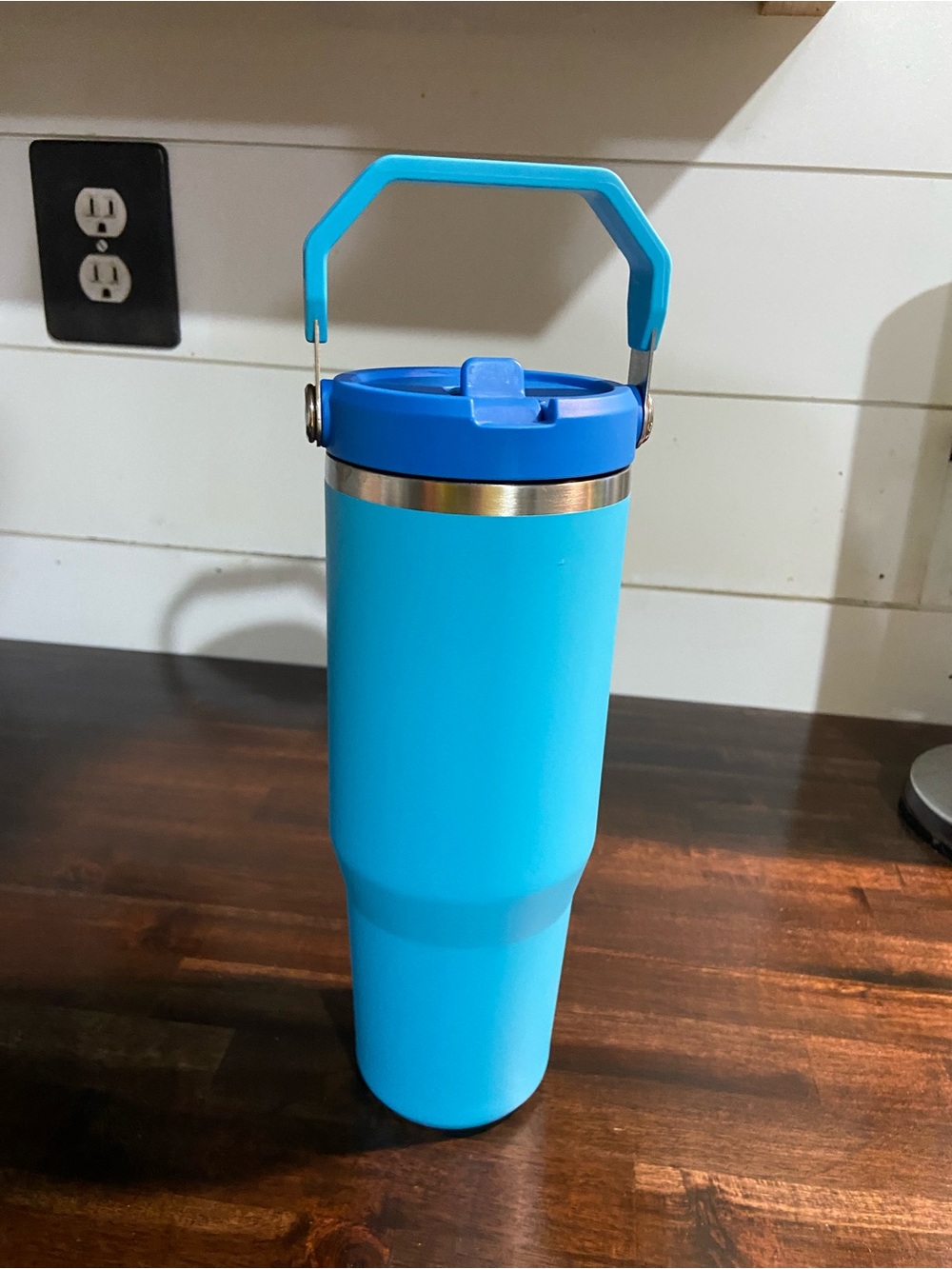 Stanley Blue Insulated Travel Tumbler with Carry Handle - Picture 3 of 4